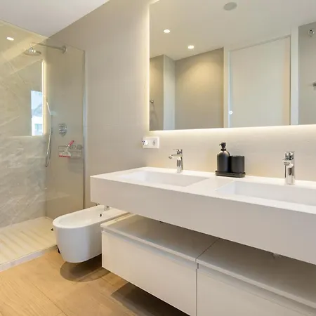 Elegant 3 Bedroom Next To Santa Clara Golf