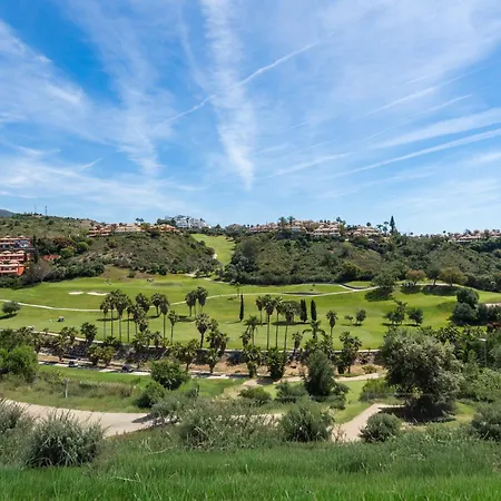 Elegant 3 Bedroom Next To Santa Clara Golf Appartement