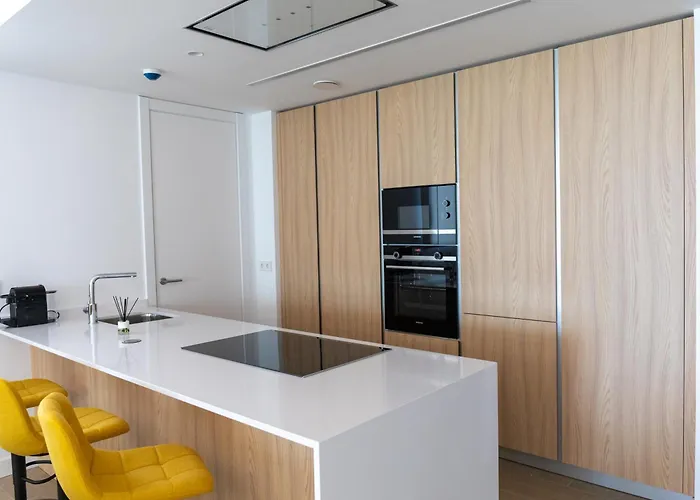 Daire Elegant 3 Bedroom Next To Santa Clara Golf Marbella