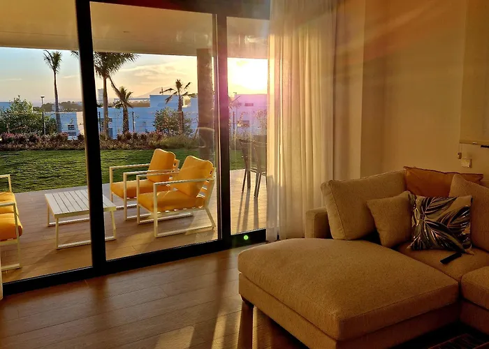 Daire Elegant 3 Bedroom Next To Santa Clara Golf *