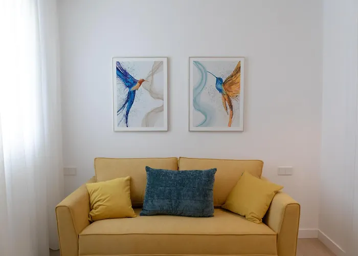 Elegant 3 Bedroom Next To Santa Clara Golf *