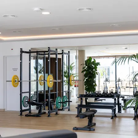 Elegant 3 Bedroom Next To Santa Clara Golf Daire Marbella