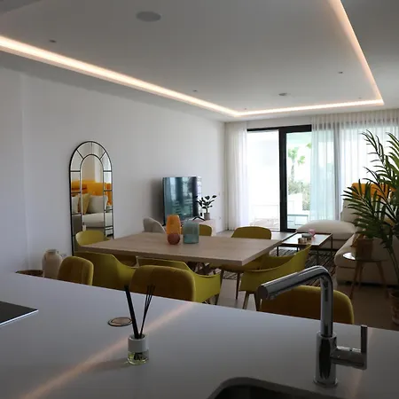 Daire Elegant 3 Bedroom Next To Santa Clara Golf *